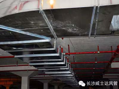 卢浮国际施工中3