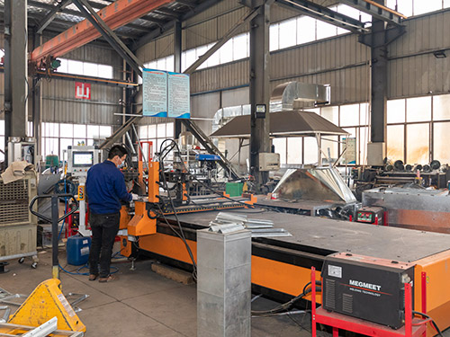 角铁法兰焊接设备