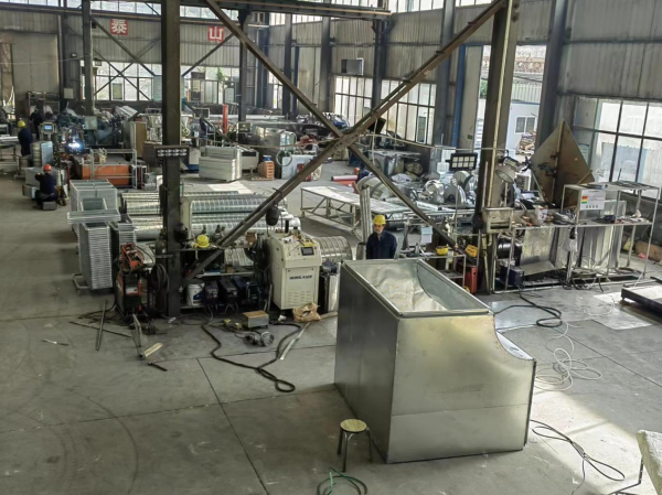 湖南风管,长沙风管,长沙风管加工,长沙镀锌风管,长沙不锈钢风管