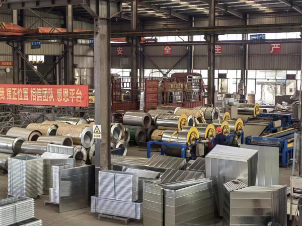 湖南风管,长沙风管,长沙风管加工,长沙镀锌风管,长沙不锈钢风管