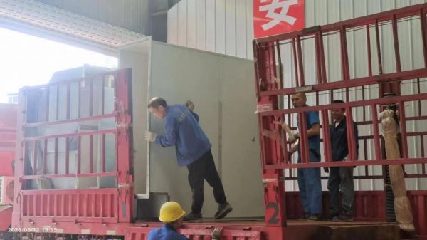 湖南风管,长沙风管,长沙风管加工,长沙镀锌风管,长沙不锈钢风管