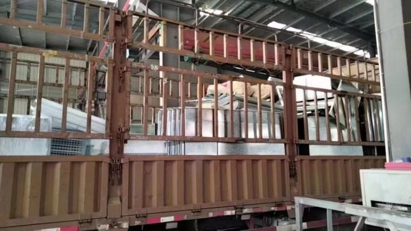 湖南风管,长沙风管,长沙风管加工,长沙镀锌风管,长沙不锈钢风管